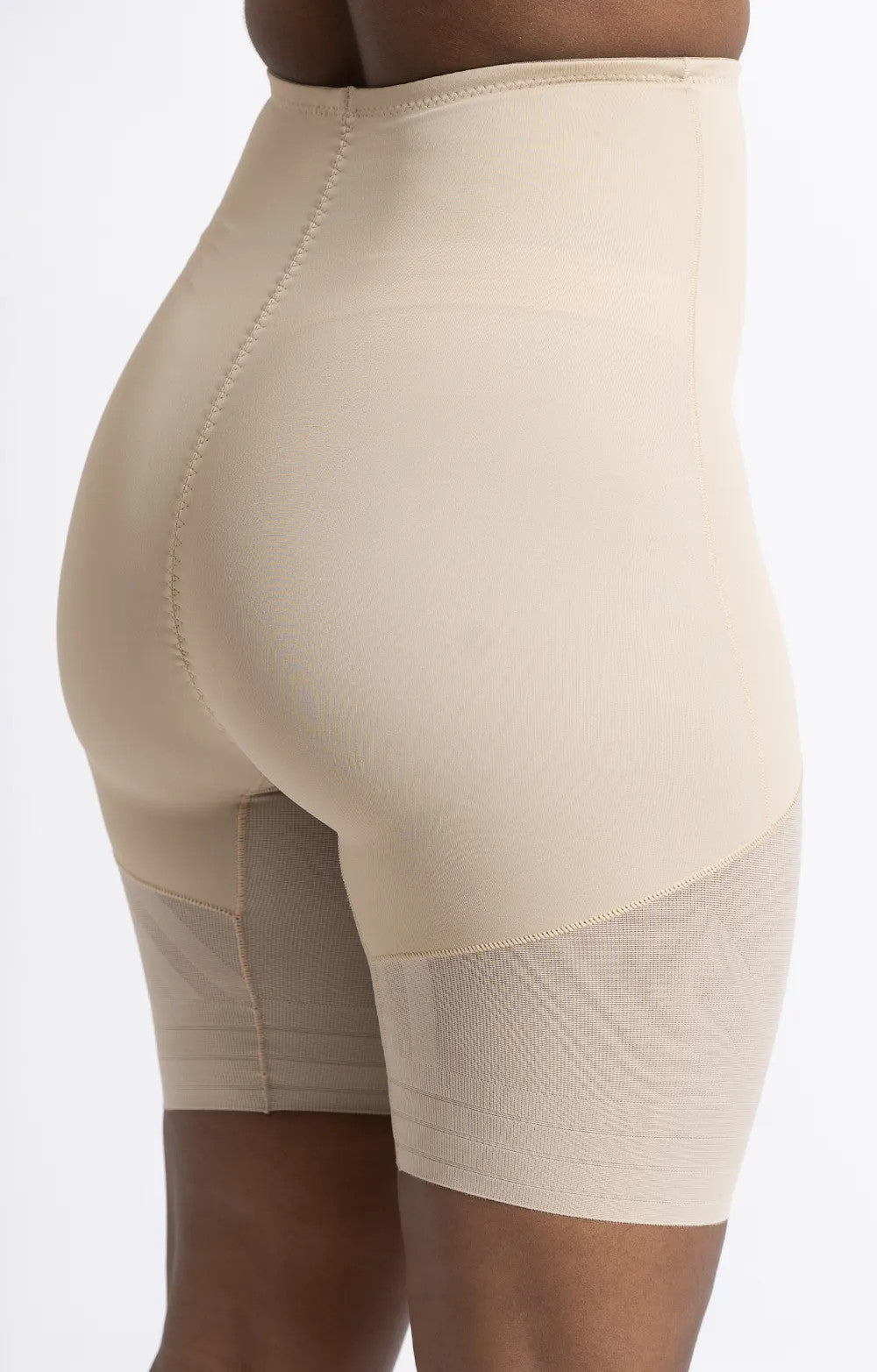 PANTY ACTION MINCEUR