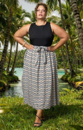 ROBE SEMI DENTELLE