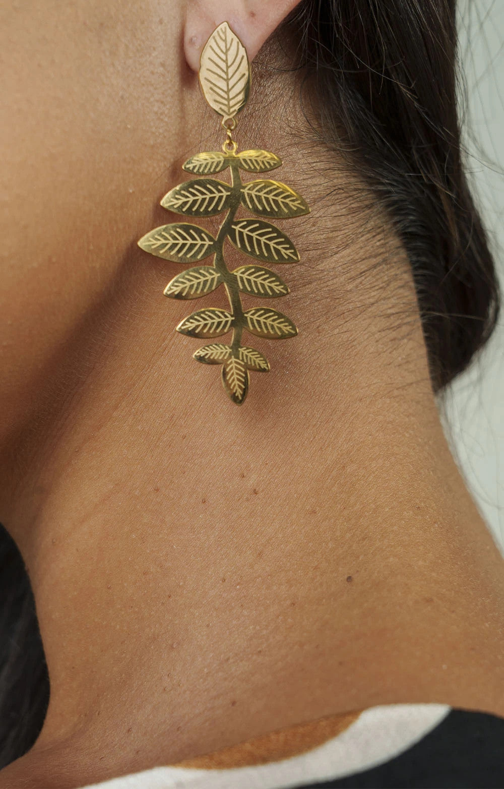 BOUCLE ACIER FEUILLES