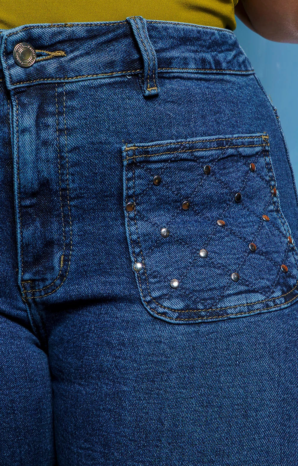 JEANS LARGE POCHE CLOUTER