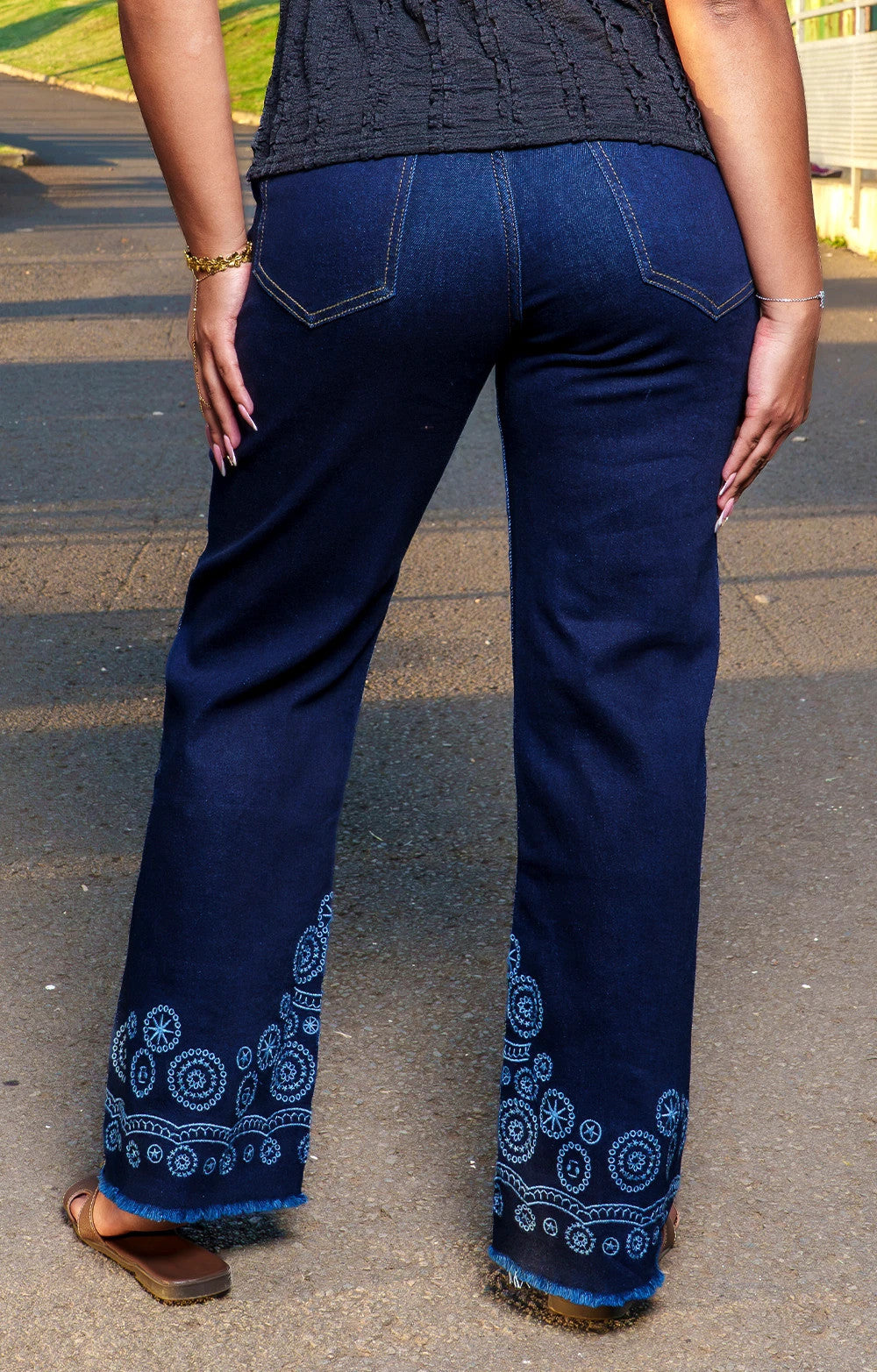 JEANS LARGE TATOO