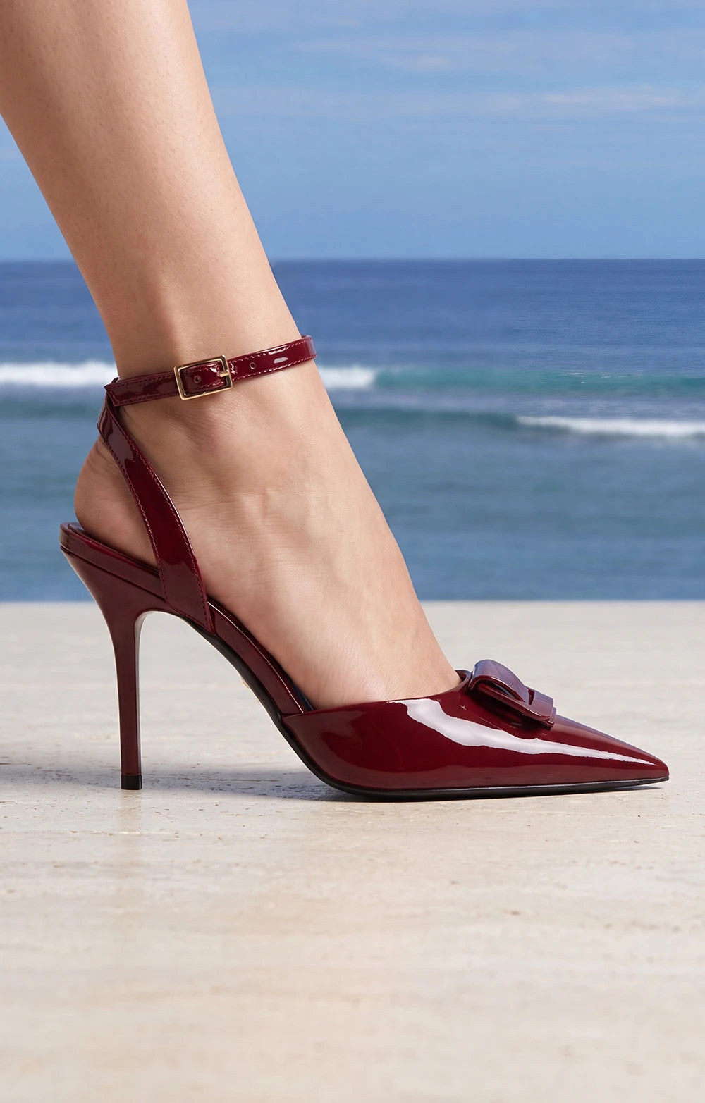 ESCARPIN VERNIE BOUCLE